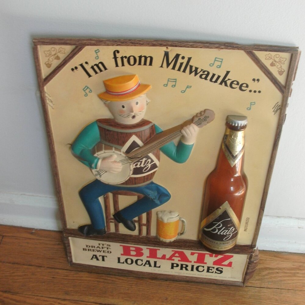 Collectible Vintage 60s Blatz Beer Banjo Player Barrel Man 3D Sign Display 17"